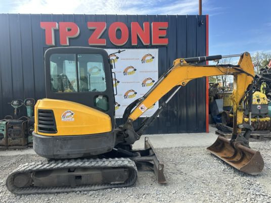 Bobcat E35 Cabine à 20500 € HT - Mini-ekskavators: foto 5 Bobcat E35 Cabine à 20500 € HT - Mini-ekskavators: foto 5