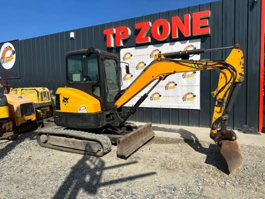 Bobcat E35 Cabine à 20900 € HT - Mini-ekskavators: foto 1 Bobcat E35 Cabine à 20900 € HT - Mini-ekskavators: foto 1