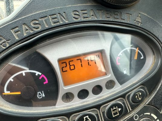 Mini-ekskavators Bobcat E35 Cabine à 23500 € HT: foto 9