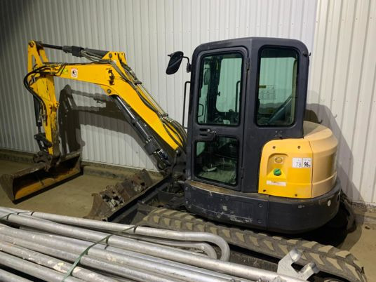 Bobcat E50 - Mini-ekskavators: foto 2 Bobcat E50 - Mini-ekskavators: foto 2