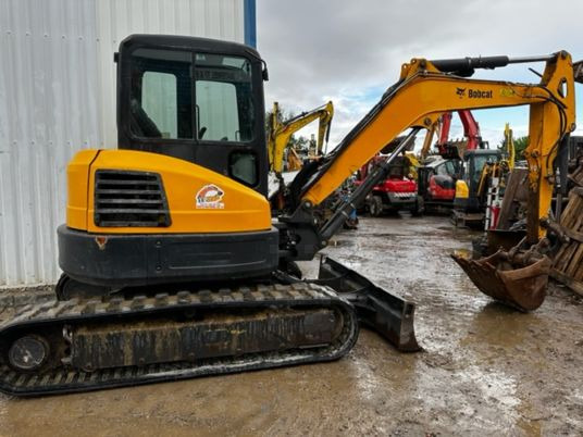 Bobcat E50 - Mini-ekskavators: foto 1 Bobcat E50 - Mini-ekskavators: foto 1
