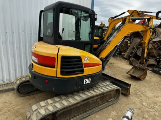 Bobcat E50 - Mini-ekskavators: foto 1 Bobcat E50 - Mini-ekskavators: foto 1