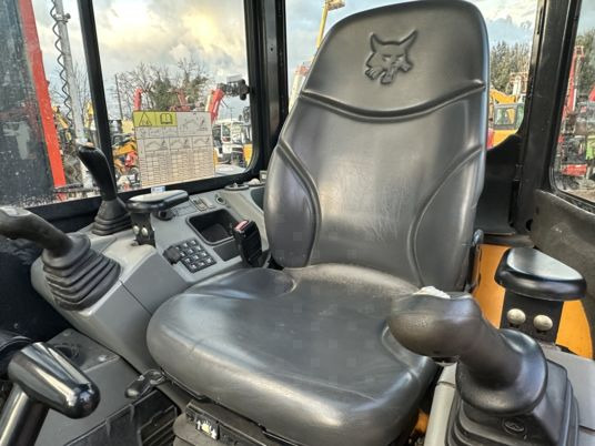 Bobcat E50 à 27 900 € HT - Mini-ekskavators: foto 3 Bobcat E50 à 27 900 € HT - Mini-ekskavators: foto 3