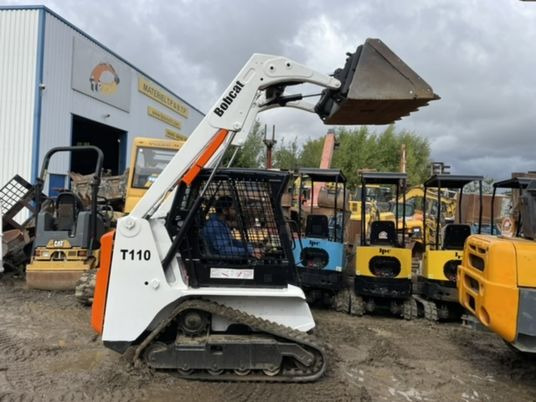 Bobcat T110 Joystick - Kāpurķēžu kompaktiekrāvējs: foto 3 Bobcat T110 Joystick - Kāpurķēžu kompaktiekrāvējs: foto 3