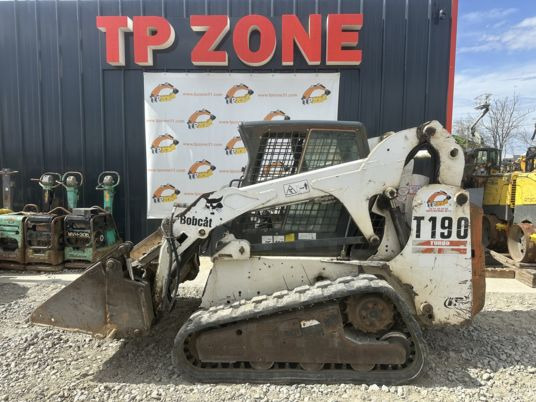 Bobcat T190 à 18500 € HT - Kompaktiekrāvējs: foto 2 Bobcat T190 à 18500 € HT - Kompaktiekrāvējs: foto 2