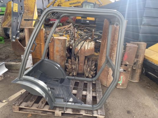 Kabīne - Iekraušanas tehnika Cabine / Canopy / Rops pour Ausa: foto 6