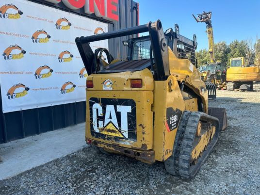 Caterpillar 259 B - 3 High Flow à 28500 € HT - Kompaktiekrāvējs: foto 3 Caterpillar 259 B - 3 High Flow à 28500 € HT - Kompaktiekrāvējs: foto 3