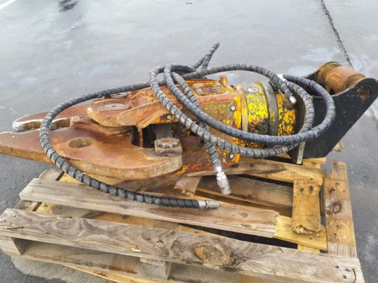 Demolēšanas šķēres Cisaille béton pour pelle de 3T5 à 5T5: foto 8