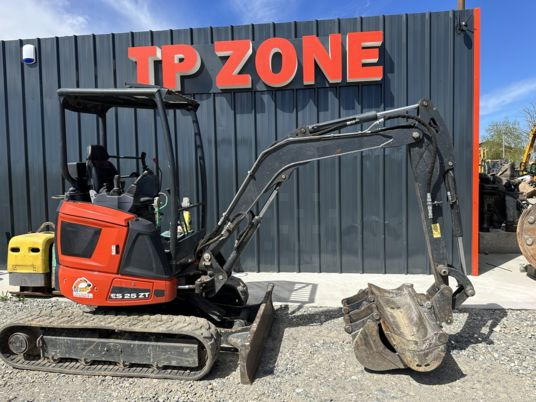 Eurocomach ES25ZT Canopy - Mini-ekskavators: foto 3 Eurocomach ES25ZT Canopy - Mini-ekskavators: foto 3