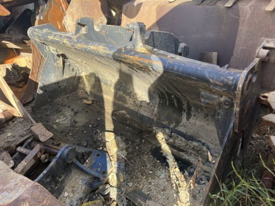 Godet 4-1 verachtert cw20s - cw30s - cw40s - Ekskavatora kauss: foto 1 Godet 4-1 verachtert cw20s - cw30s - cw40s - Ekskavatora kauss: foto 1