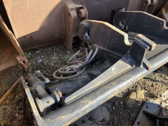 Godet 4-1 verachtert cw20s - cw30s - cw40s - Ekskavatora kauss: foto 4 Godet 4-1 verachtert cw20s - cw30s - cw40s - Ekskavatora kauss: foto 4