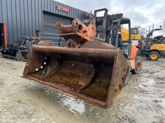 Godet de curage inclinable blanchard pour pelle - Kauss: foto 4 Godet de curage inclinable blanchard pour pelle - Kauss: foto 4
