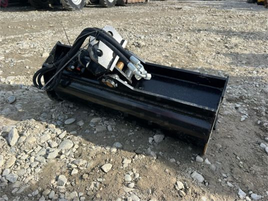 Godet de curage inclinable en 800 mm pour micro pelle - Kauss: foto 5 Godet de curage inclinable en 800 mm pour micro pelle - Kauss: foto 5