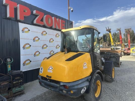 JCB 406 à 23500 € HT - Mini iekrāvējs: foto 5 JCB 406 à 23500 € HT - Mini iekrāvējs: foto 5