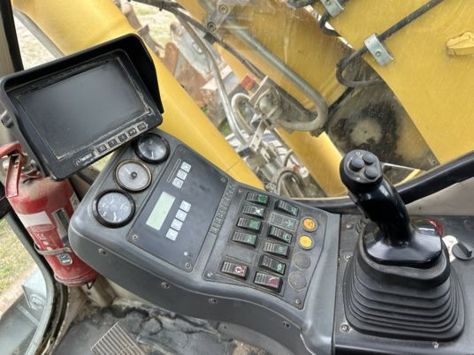 Liebherr A314 LITRONIC - Riteņu ekskavators: foto 5 Liebherr A314 LITRONIC - Riteņu ekskavators: foto 5