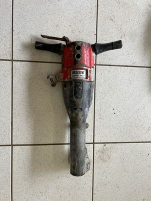Marteau piqueur pneumatique air kaeser B22E - Celtniecības maisītājs: foto 2 Marteau piqueur pneumatique air kaeser B22E - Celtniecības maisītājs: foto 2