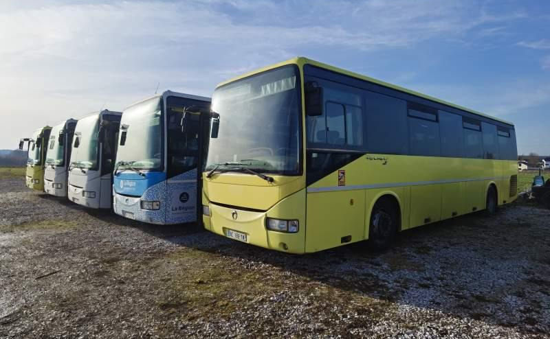 Irisbus Iveco Recreo 5 sztuk 2009 - Piepilsētas autobuss: foto 2 Irisbus Iveco Recreo 5 sztuk 2009 - Piepilsētas autobuss: foto 2