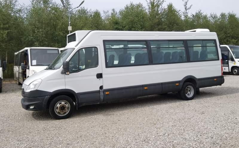 Iveco Daily 23 *NOWY SILNIK* 2 SZTUKI*, klima, winda - Piepilsētas autobuss: foto 4 Iveco Daily 23 *NOWY SILNIK* 2 SZTUKI*, klima, winda - Piepilsētas autobuss: foto 4