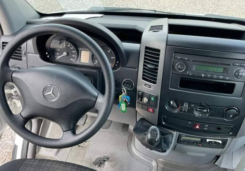 Piepilsētas autobuss Mercedes-Benz Sprinter 513: foto 6 Piepilsētas autobuss Mercedes-Benz Sprinter 513: foto 6