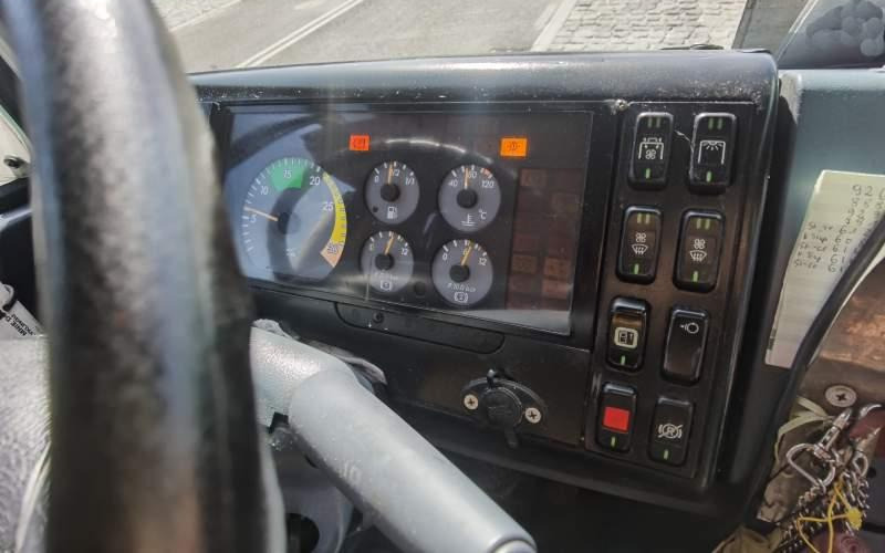 Mercedes-Benz Vario 814D 38+12 - Piepilsētas autobuss: foto 5 Mercedes-Benz Vario 814D 38+12 - Piepilsētas autobuss: foto 5