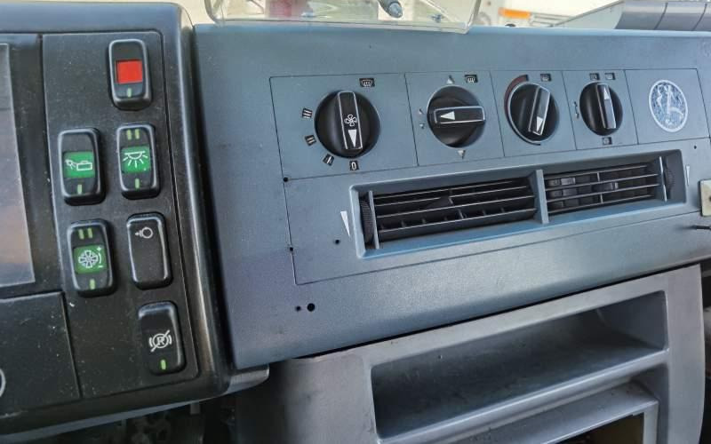 Piepilsētas autobuss Mercedes-Benz Vario 814D 39: foto 15