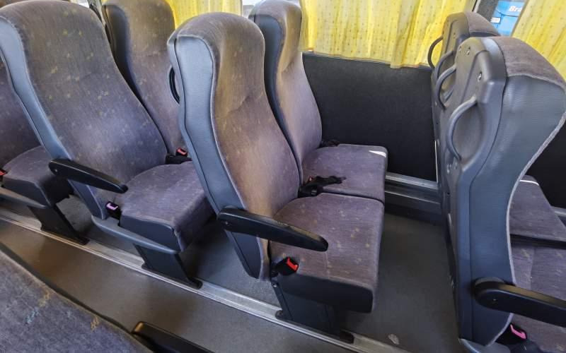 Piepilsētas autobuss Mercedes-Benz Vario 814D 39: foto 18