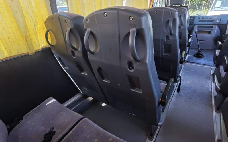 Piepilsētas autobuss Mercedes-Benz Vario 814D 39: foto 13