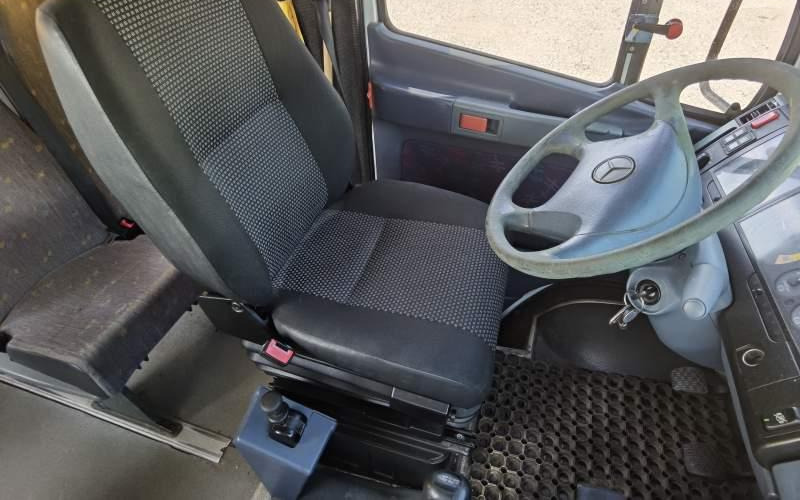 Piepilsētas autobuss Mercedes-Benz Vario 814D 39: foto 21