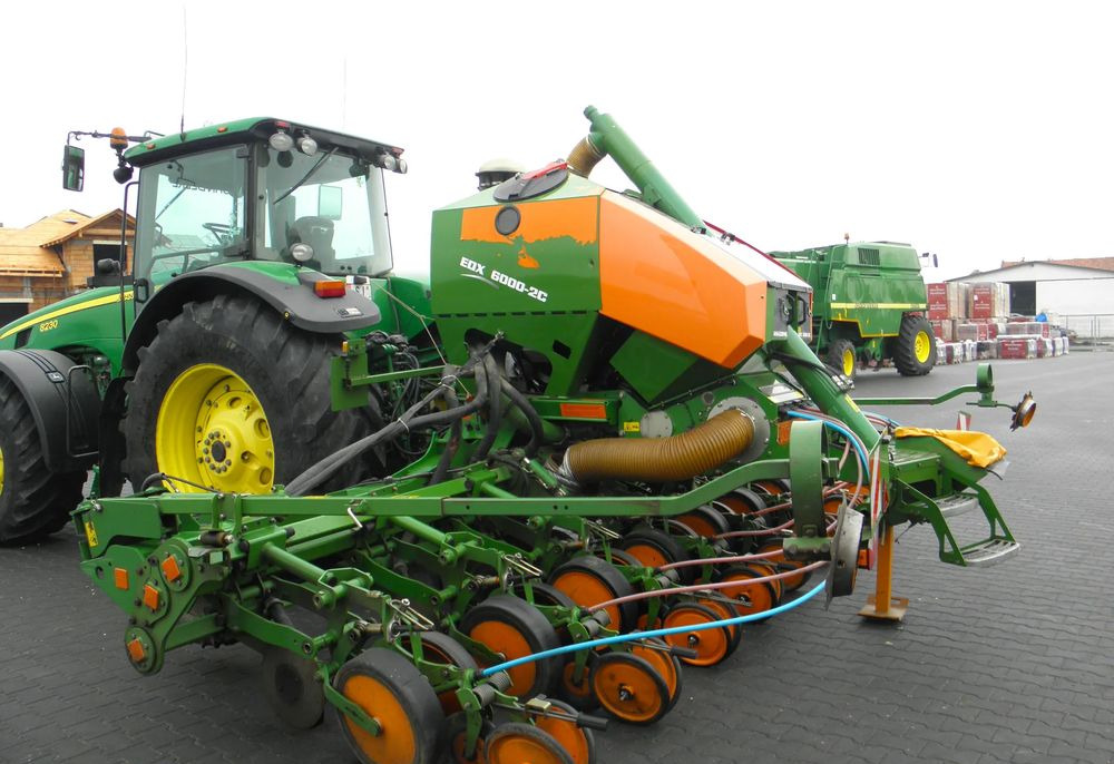 Amazone EDX 6000-2C Xpress 8 rzedowy, Nie Malowany, Stan Bardzo Dobry - Sējmašīna: foto 4 Amazone EDX 6000-2C Xpress 8 rzedowy, Nie Malowany, Stan Bardzo Dobry - Sējmašīna: foto 4