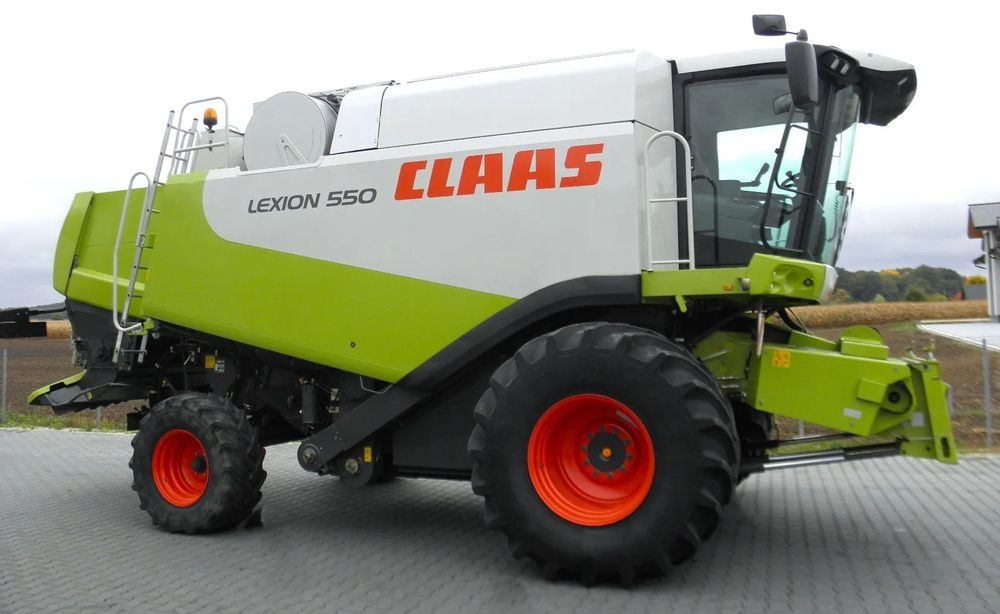 Claas Lexion 550 2005 Rok, heder V750, Najbogatsza Wersja, Nie Malowany, Stan Idealny - Labības kombains: foto 1 Claas Lexion 550 2005 Rok, heder V750, Najbogatsza Wersja, Nie Malowany, Stan Idealny - Labības kombains: foto 1