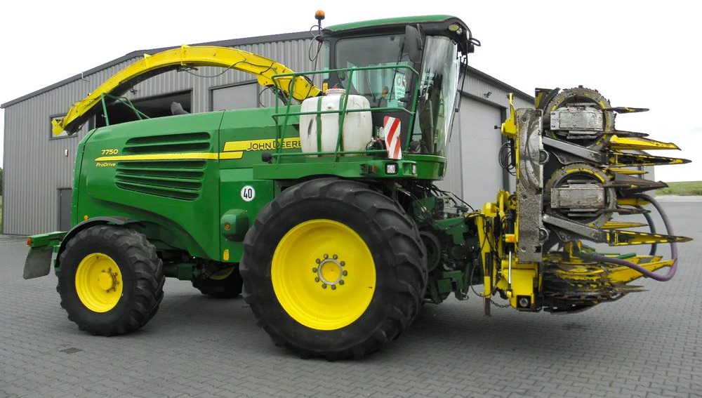 John Deere 7750 ProDrive 2008 Rok, +Kemper 375, +podbieracz do traw, Nie Malowany, Stan Bardzo Dobry - Lopbarības kombains: foto 5 John Deere 7750 ProDrive 2008 Rok, +Kemper 375, +podbieracz do traw, Nie Malowany, Stan Bardzo Dobry - Lopbarības kombains: foto 5