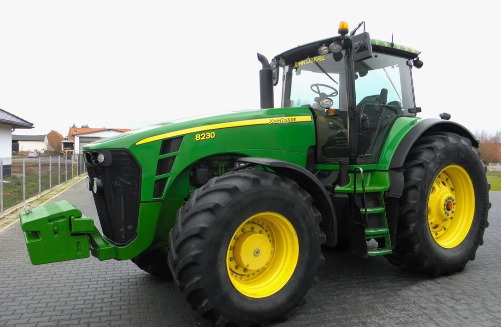 John Deere 8230 2009 Rok POWERSHIFT, Nie Malowany, Stan Bardzo Dobry - Traktors: foto 4 John Deere 8230 2009 Rok POWERSHIFT, Nie Malowany, Stan Bardzo Dobry - Traktors: foto 4