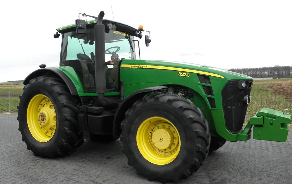 John Deere 8230 2009 Rok POWERSHIFT, Nie Malowany, Stan Bardzo Dobry - Traktors: foto 3 John Deere 8230 2009 Rok POWERSHIFT, Nie Malowany, Stan Bardzo Dobry - Traktors: foto 3