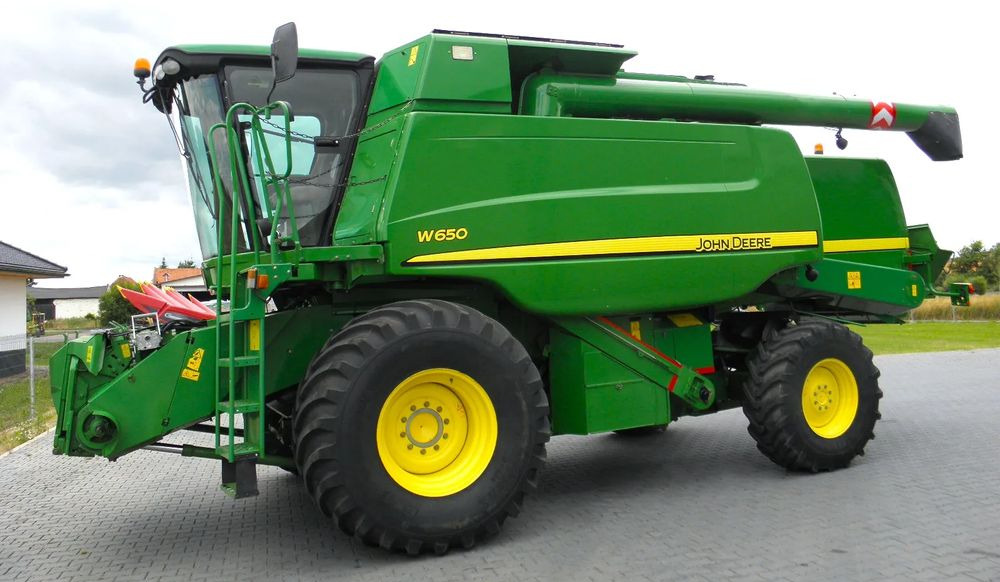 John Deere W650 2008 Rok, heder 6,7m, Nie Malowany, Stan Bardzo Dobry - Labības kombains: foto 1 John Deere W650 2008 Rok, heder 6,7m, Nie Malowany, Stan Bardzo Dobry - Labības kombains: foto 1