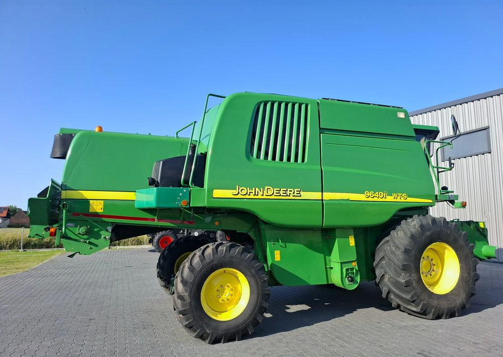 John Deere WTS 9640i 2005 Rok, heder 6,1m, Stol do rzepaku, Nie Malowany, Stan Bardzo Dobry - Labības kombains: foto 4 John Deere WTS 9640i 2005 Rok, heder 6,1m, Stol do rzepaku, Nie Malowany, Stan Bardzo Dobry - Labības kombains: foto 4