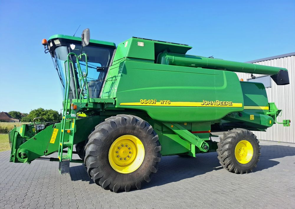 John Deere WTS 9640i 2005 Rok, heder 6,1m, Stol do rzepaku, Nie Malowany, Stan Bardzo Dobry - Labības kombains: foto 3 John Deere WTS 9640i 2005 Rok, heder 6,1m, Stol do rzepaku, Nie Malowany, Stan Bardzo Dobry - Labības kombains: foto 3