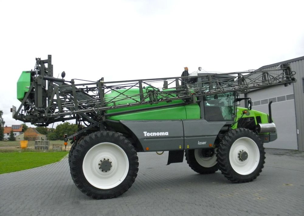 Miglotājs Tecnoma Laser 4240 2014 Rok, GPS, 36 M, Nie Malowany, Stan Bardzo Dobry: foto 8 Miglotājs Tecnoma Laser 4240 2014 Rok, GPS, 36 M, Nie Malowany, Stan Bardzo Dobry: foto 8