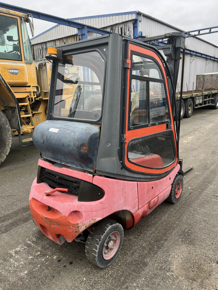 FENWICK H18 1t8 - Gāzes iekrāvējs: foto 4 FENWICK H18 1t8 - Gāzes iekrāvējs: foto 4