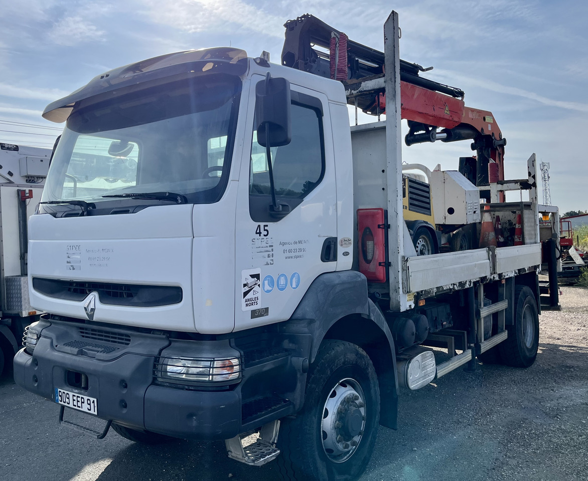 RENAULT Kerax 370dci 4x4 plateau grue Palfinger pk29002 - Bortu kravas automašīna/ Platforma, Kravas auto ar manipulatoru: foto 1 RENAULT Kerax 370dci 4x4 plateau grue Palfinger pk29002 - Bortu kravas automašīna/ Platforma, Kravas auto ar manipulatoru: foto 1