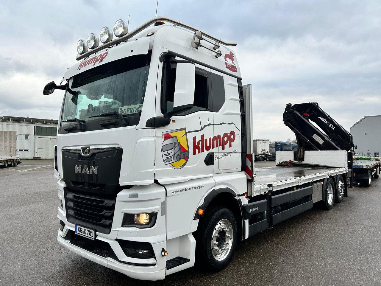 MAN TGX 500 - Bortu kravas automašīna/ Platforma: foto 1 MAN TGX 500 - Bortu kravas automašīna/ Platforma: foto 1