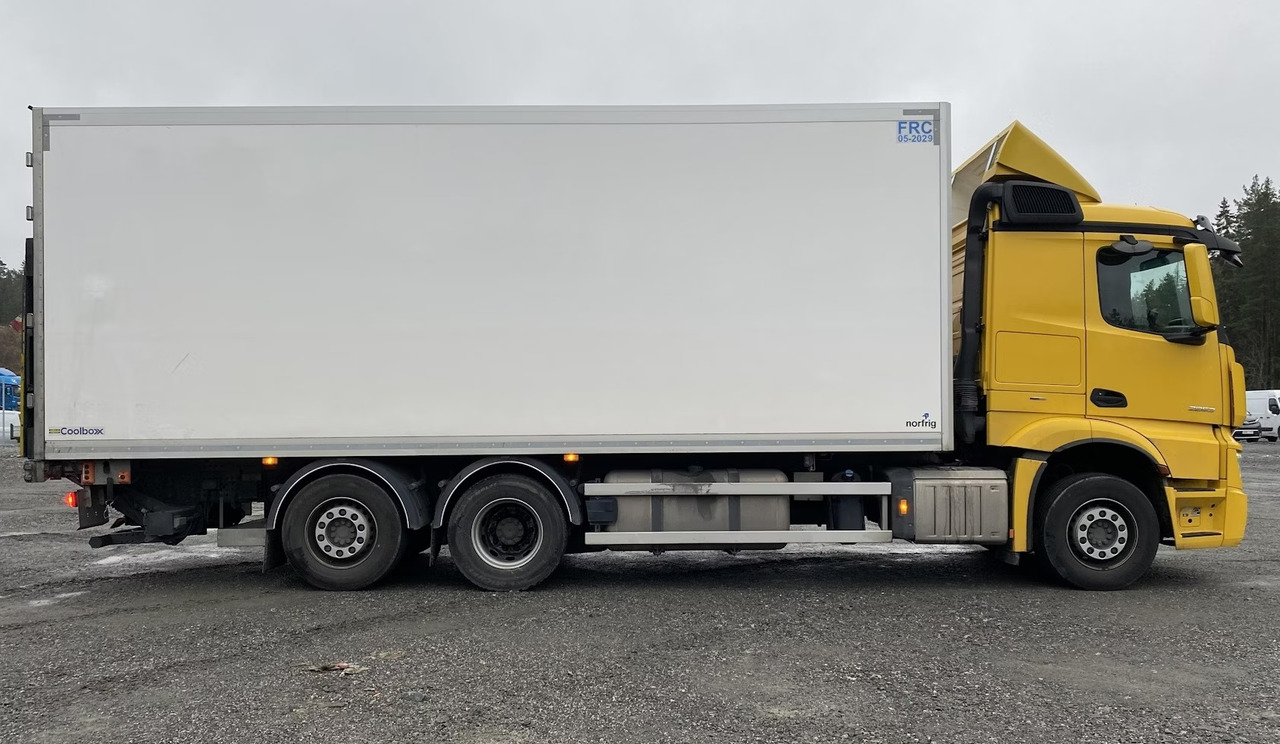 MERCEDES-BENZ Atego 2853 - Kravas automašīna refrižerators: foto 2 MERCEDES-BENZ Atego 2853 - Kravas automašīna refrižerators: foto 2