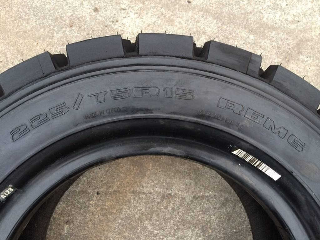 Double Coin 225/75R15 REM6 - NEW  - Riepa: foto 4 Double Coin 225/75R15 REM6 - NEW  - Riepa: foto 4