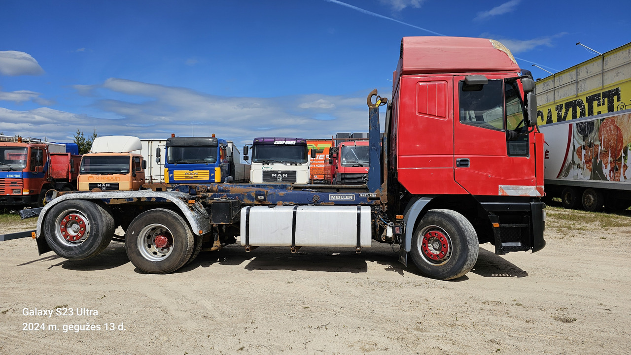 IVECO 240E42 6x2 - Pacēlājs ar āķi: foto 4 IVECO 240E42 6x2 - Pacēlājs ar āķi: foto 4