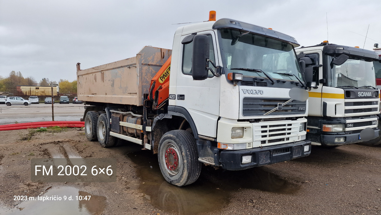 VOLVO FM 12 6x6 - Kravas automašīna pašizgāzējs: foto 1 VOLVO FM 12 6x6 - Kravas automašīna pašizgāzējs: foto 1