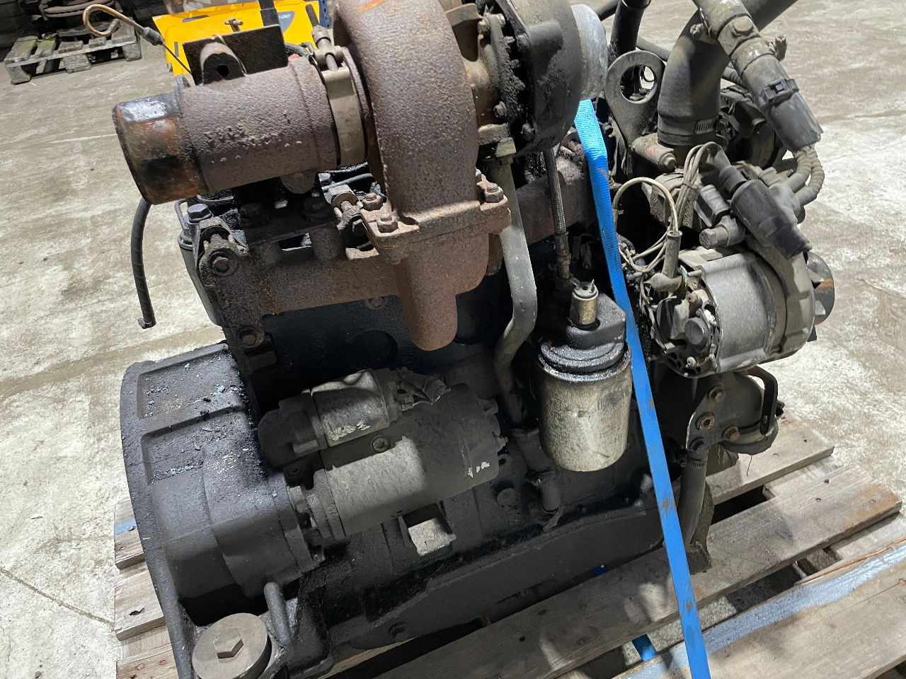 Case IH Case Motor 4t390/65 Maxxum 4T-390 Cummins Bagger - Citas iekārtas: foto 5 Case IH Case Motor 4t390/65 Maxxum 4T-390 Cummins Bagger - Citas iekārtas: foto 5