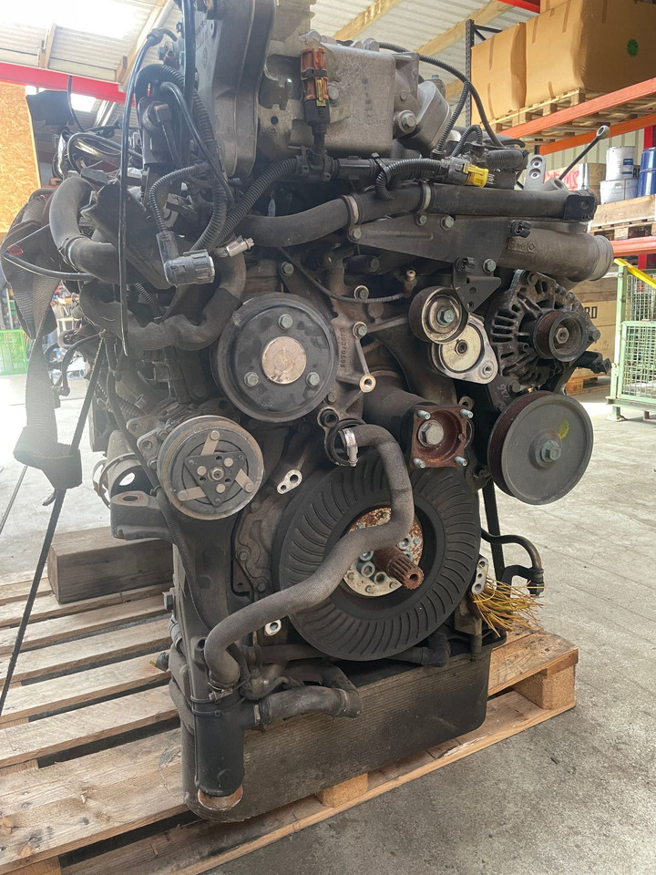 MAN MAN Motor D2676 LF45 TGS TGX D 2676 LF 45 Euro 6 - Dzinējs - Kravas automašīna: foto 5 MAN MAN Motor D2676 LF45 TGS TGX D 2676 LF 45 Euro 6 - Dzinējs - Kravas automašīna: foto 5