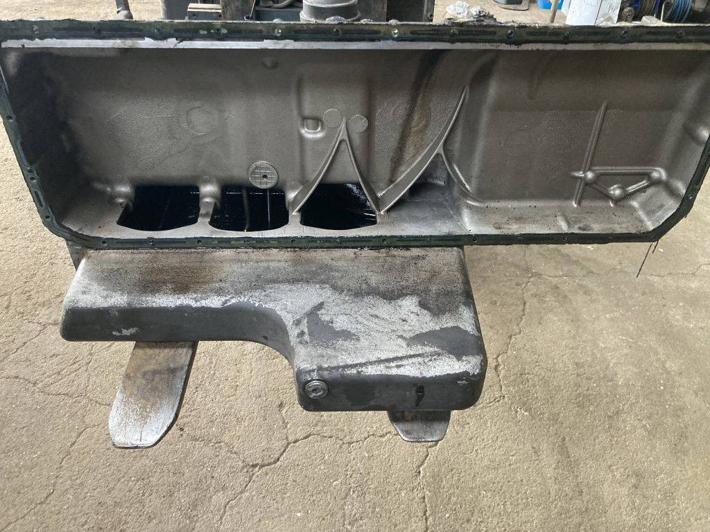 Mercedes-Benz Ölwanne Mercedes Motor OM 457 HLA A4570101113 OM457 Euro 5 EEV 15 - Eļļas panna - Autobuss: foto 3 Mercedes-Benz Ölwanne Mercedes Motor OM 457 HLA A4570101113 OM457 Euro 5 EEV 15 - Eļļas panna - Autobuss: foto 3