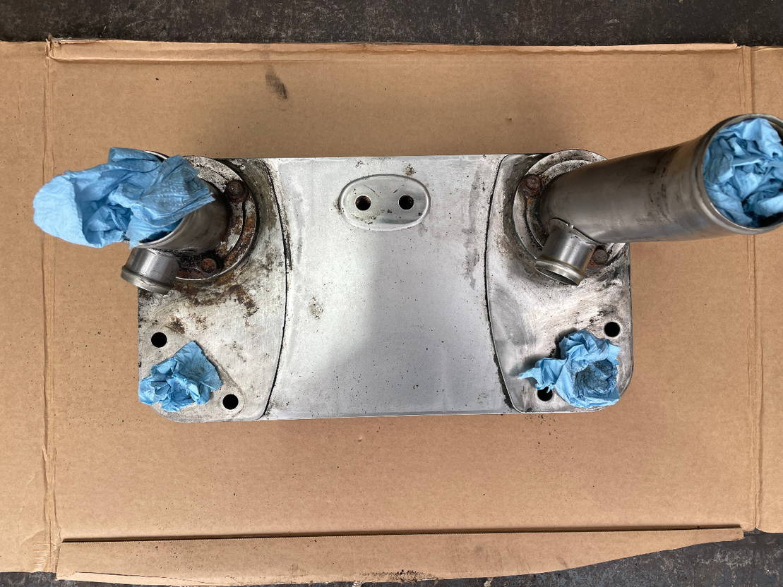 ZF ZF Ölkühler Wärmetauscher Getriebeölkühler Ecolife 6AP 1400 1700 - Eļļas dzesētājs - Autobuss: foto 2 ZF ZF Ölkühler Wärmetauscher Getriebeölkühler Ecolife 6AP 1400 1700 - Eļļas dzesētājs - Autobuss: foto 2