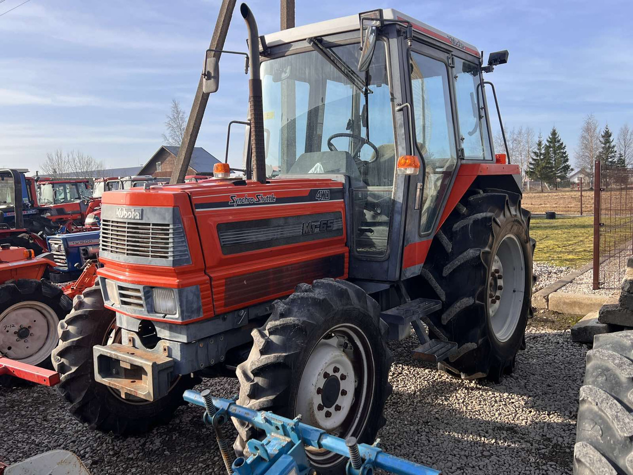 Kubota M1-65 - Traktors: foto 2 Kubota M1-65 - Traktors: foto 2