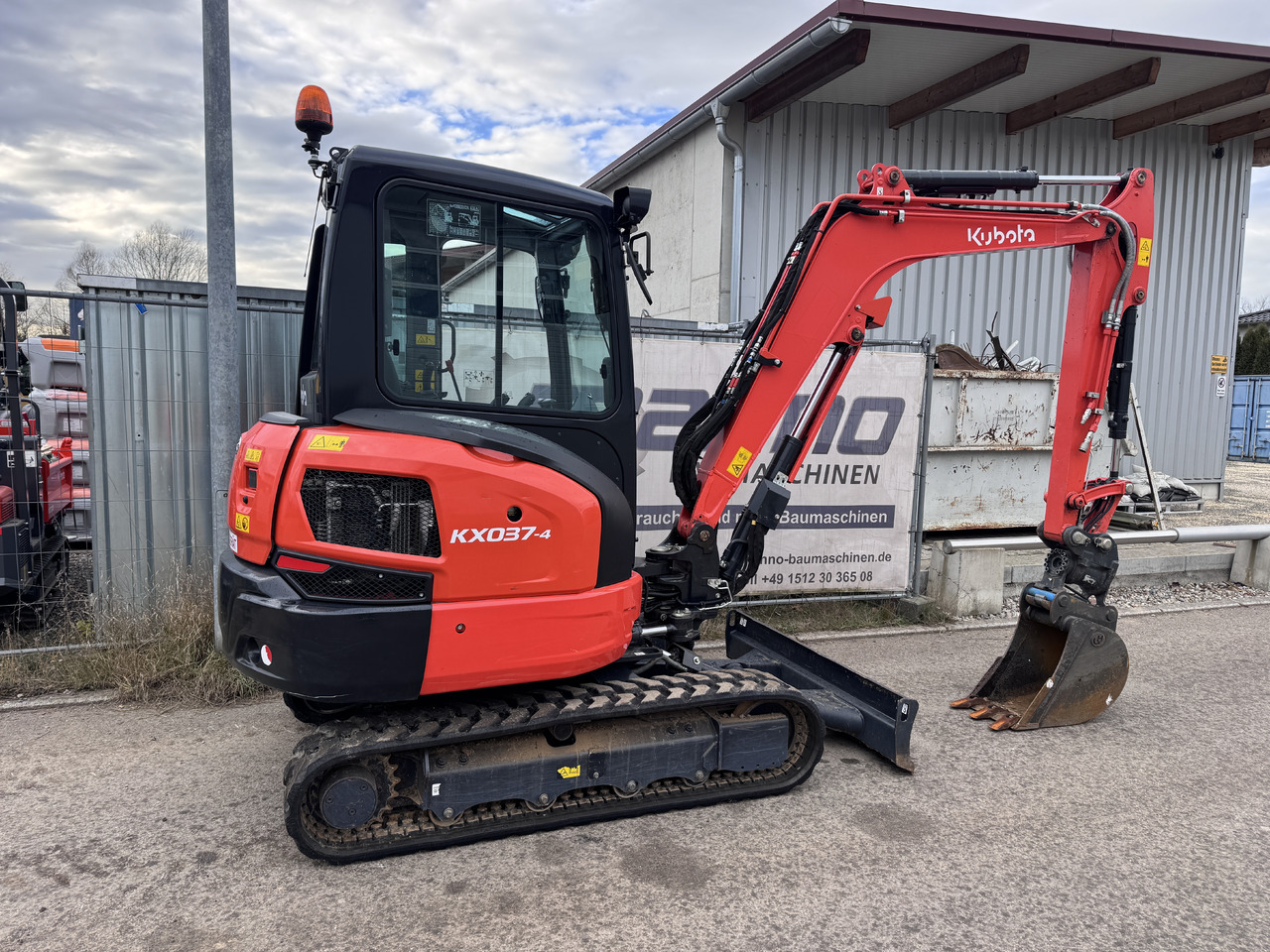 Kubota KX 037-4 - Mini-ekskavators: foto 2 Kubota KX 037-4 - Mini-ekskavators: foto 2